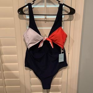 *NWT* Cupshe Bathing Suit
